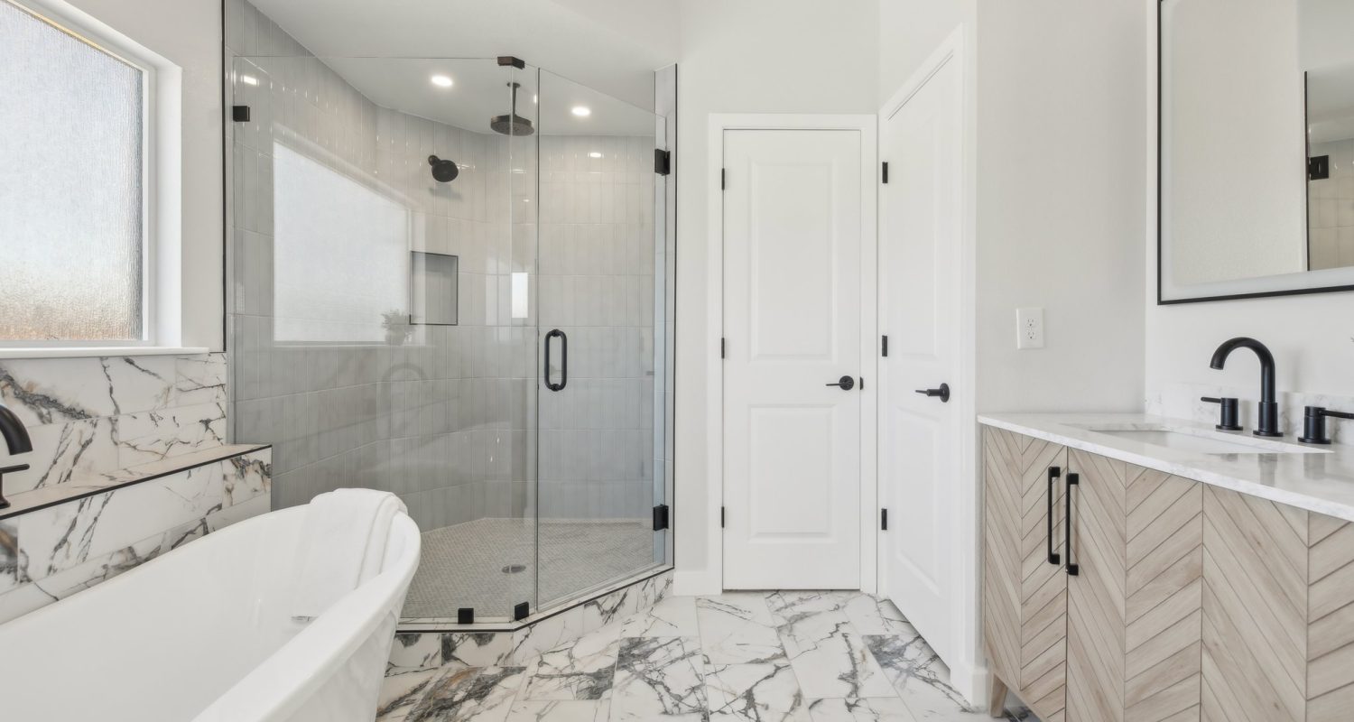 22-web-or-mls-S Lincoln St-022
